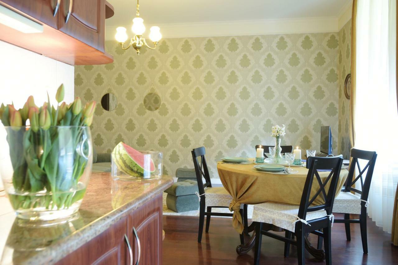 Luxury Apartment/Florianska Street คราคูฟ ภายนอก รูปภาพ