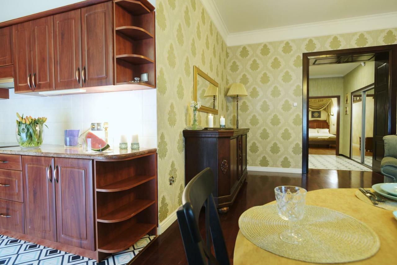 Luxury Apartment/Florianska Street คราคูฟ ภายนอก รูปภาพ