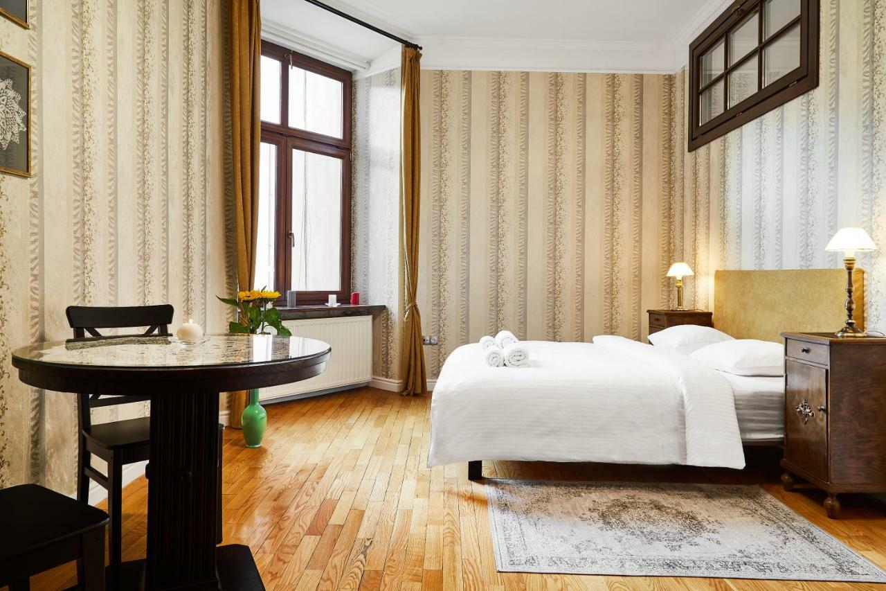 Luxury Apartment/Florianska Street คราคูฟ ภายนอก รูปภาพ