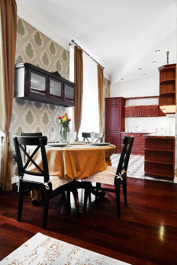 Luxury Apartment/Florianska Street คราคูฟ ภายนอก รูปภาพ